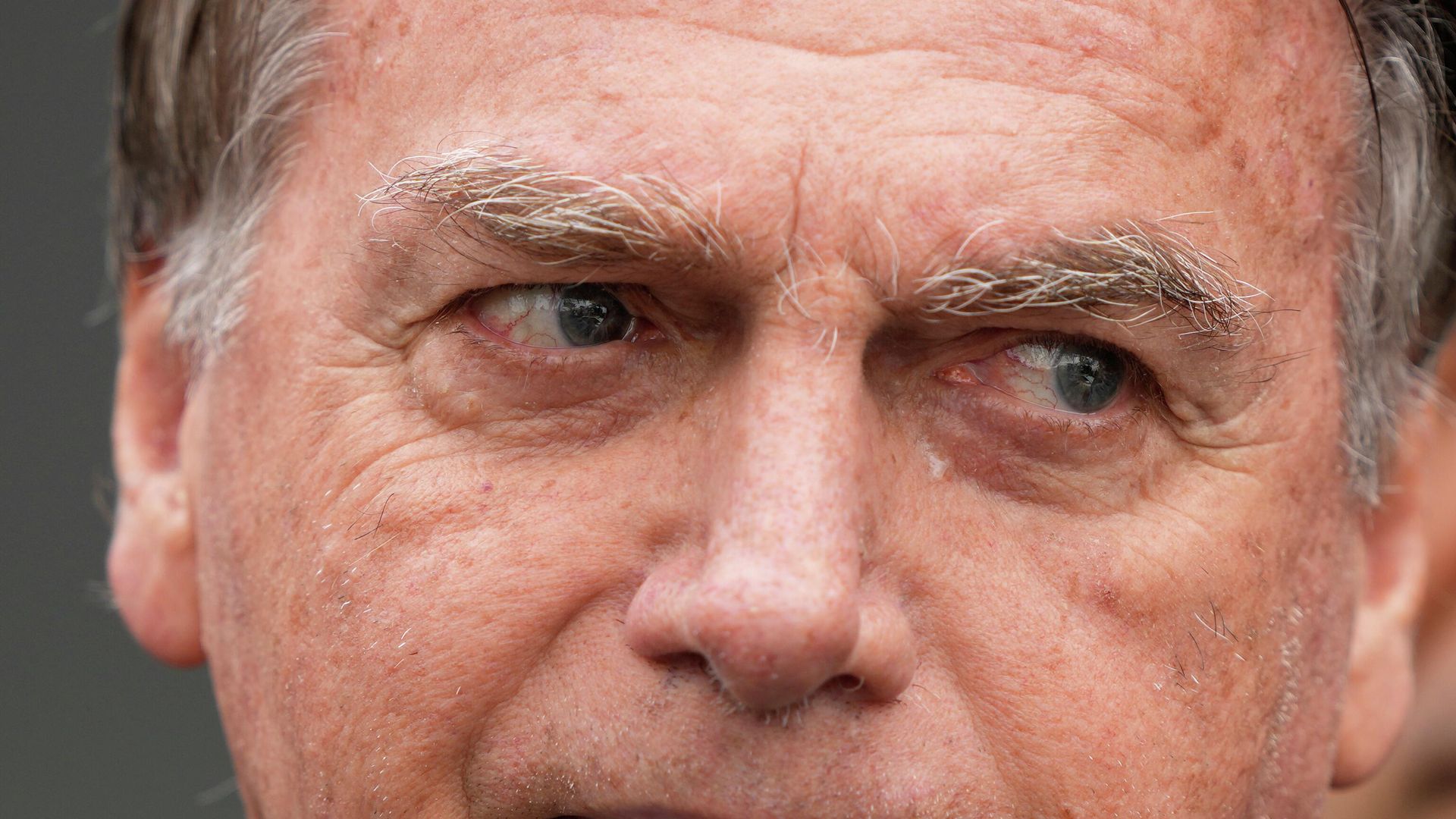 Ancine abre processo contra produtora de cinebiografia de Jair Bolsonaro