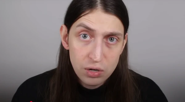 Saiba quem é Felca, youtuber que denunciou Hytalo Santos e a exploração de crianças