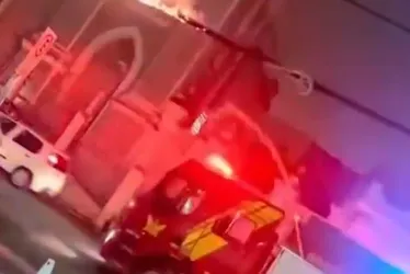 Incêndio em fiação causa tensão na Praça dos Martírios