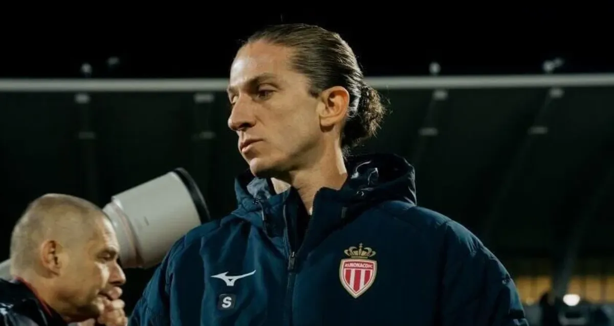 Filipe Luís tem início no Monaco superior ao seu trabalho no Flamengo