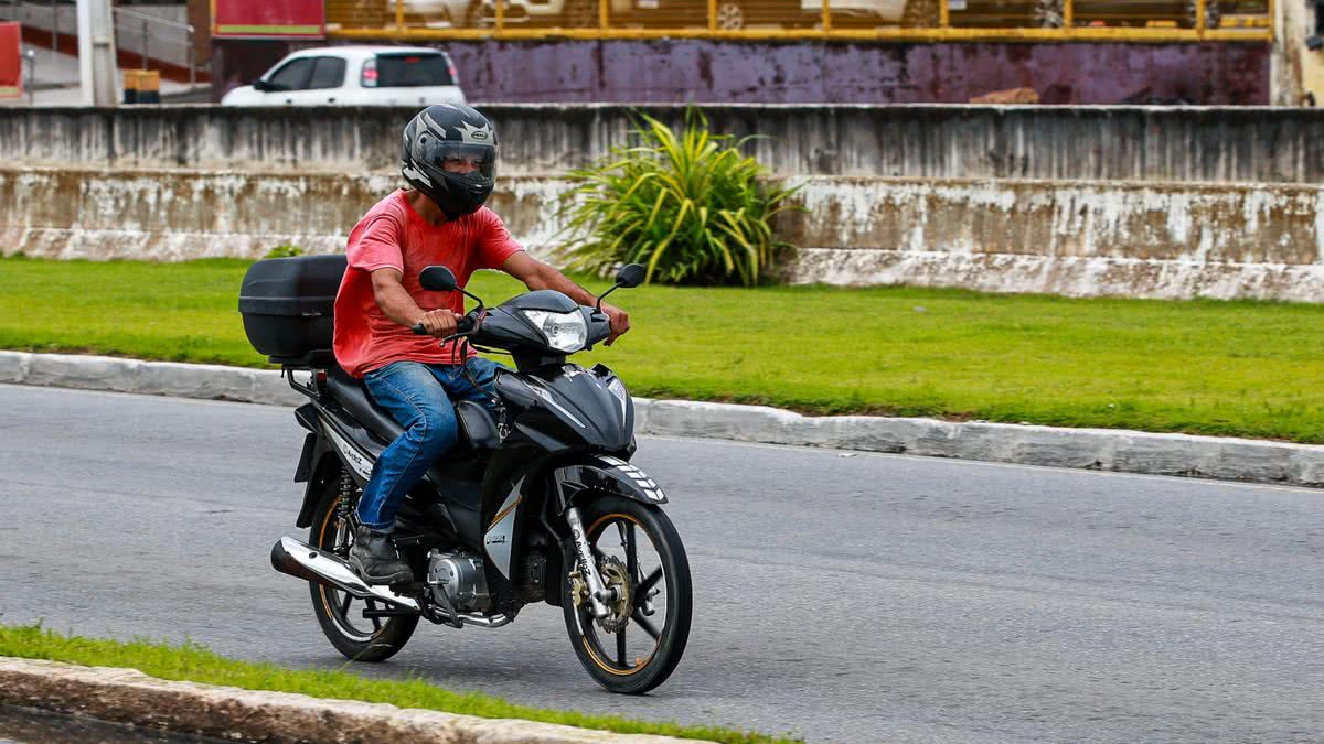 Detran alerta: prazo para regularizar ciclomotores encerra em 31 de dezembro