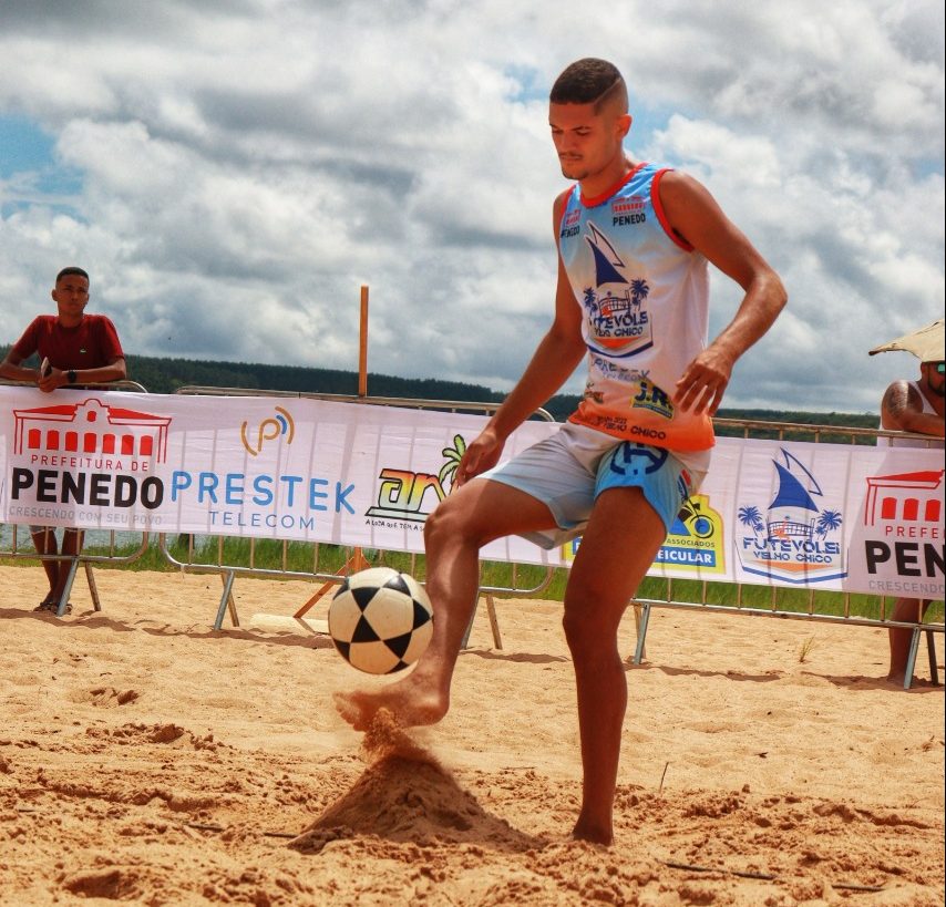 Abertas inscrições para torneios de futevôlei e vôlei de praia; confira