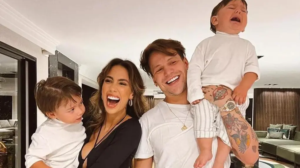 Gabi Brandt e Saulo Poncio reaparecem juntos após término de 4 anos