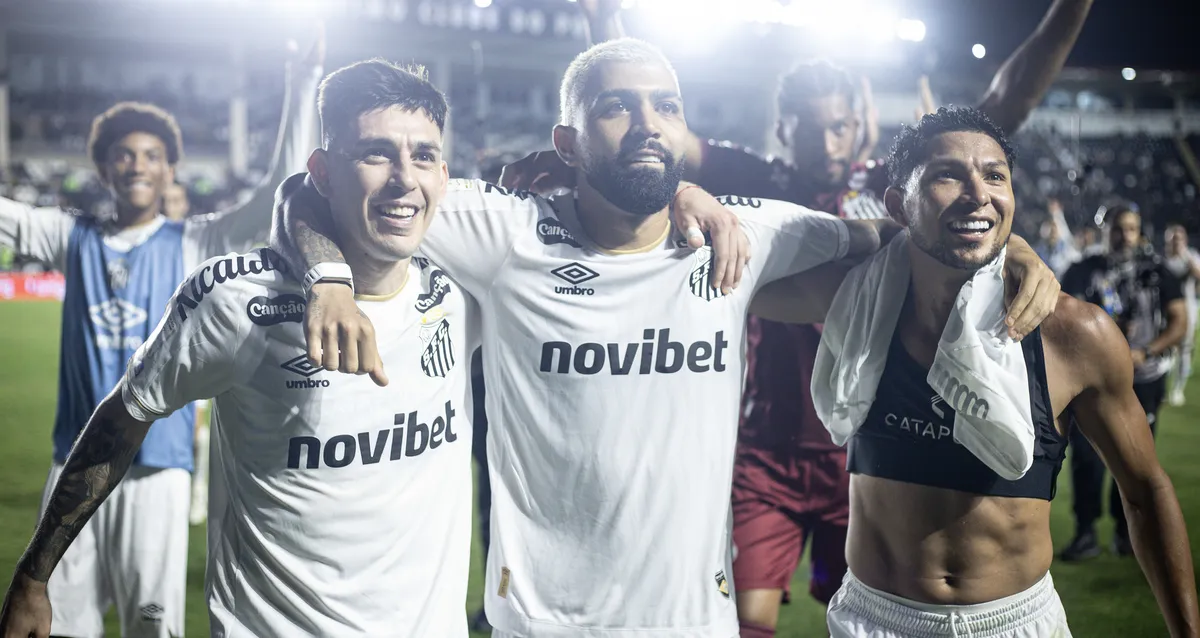 Gabigol marca contra o Vasco e pede Neymar em mais uma Copa do Mundo