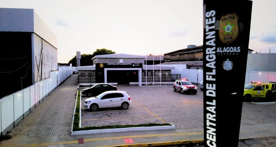 Homem é preso após ameaçar ex-companheira e filhos em Rio Largo