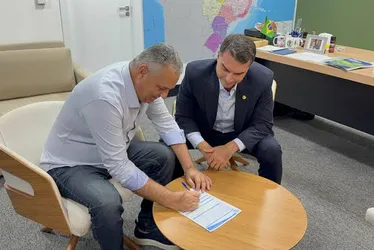 Gaspar assume PL com autonomia, mas alinhado a Lira e Bolsonaro