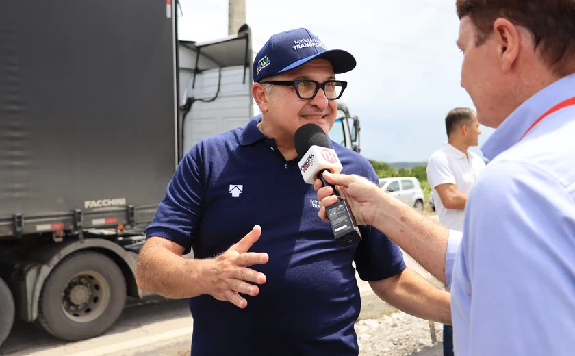 Ministério entrega travessia urbana de Santana do Ipanema na BR-316