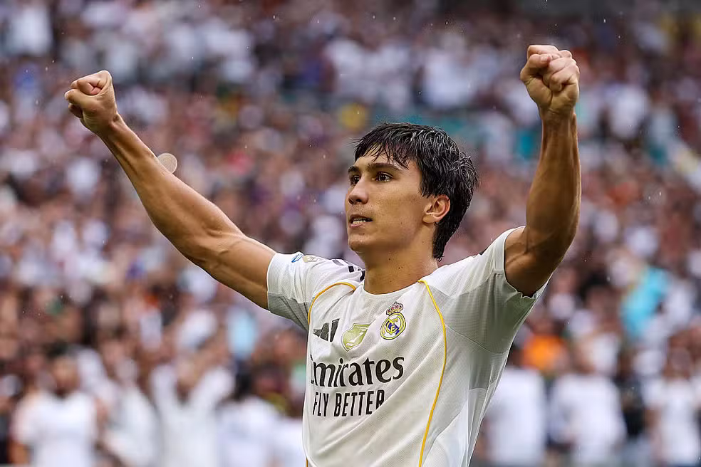 Clube inglês acerta a contratação de joia do Real Madrid