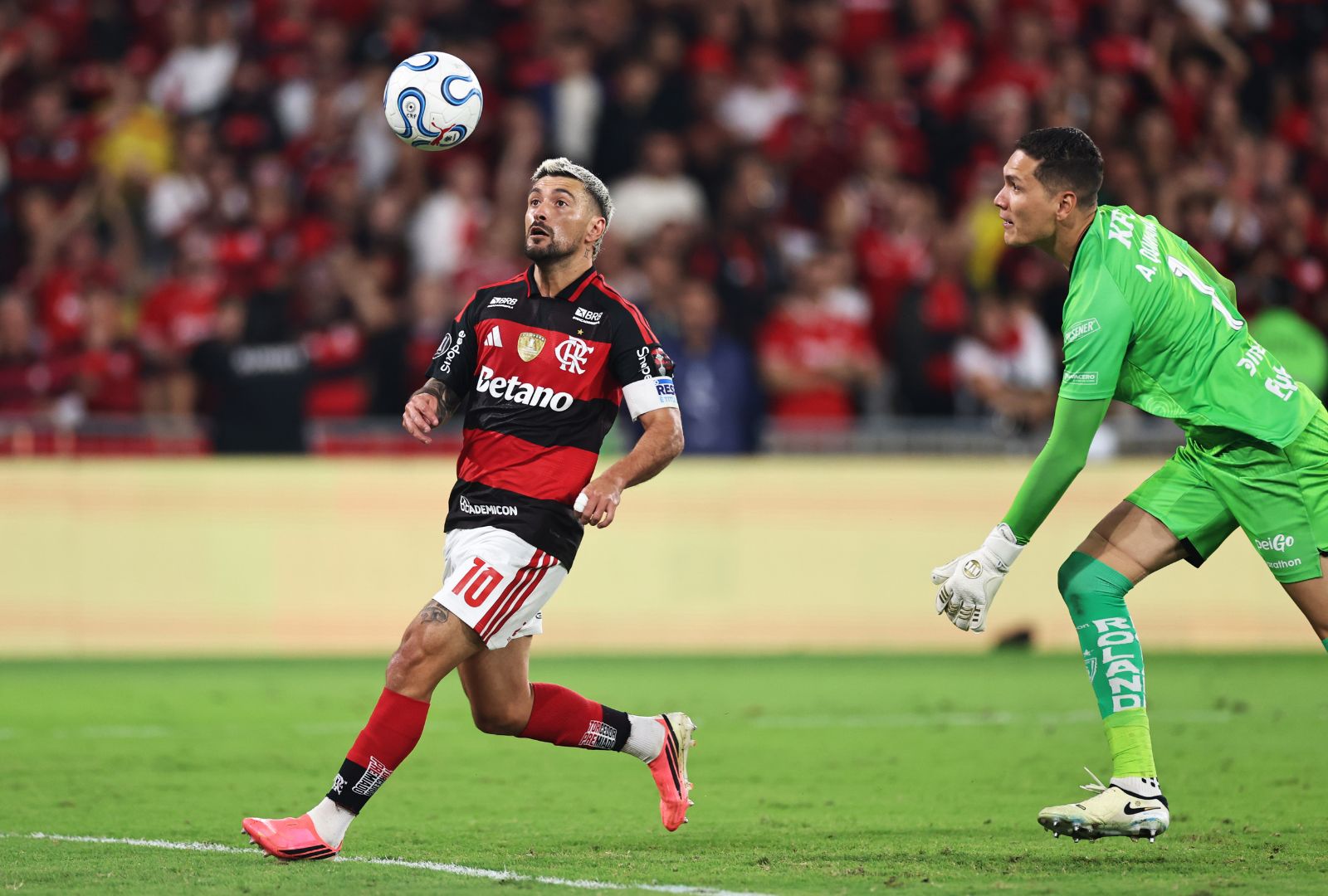 Flamengo empata com Del Valle, mas garante vaga nas semifinais da Libertadores