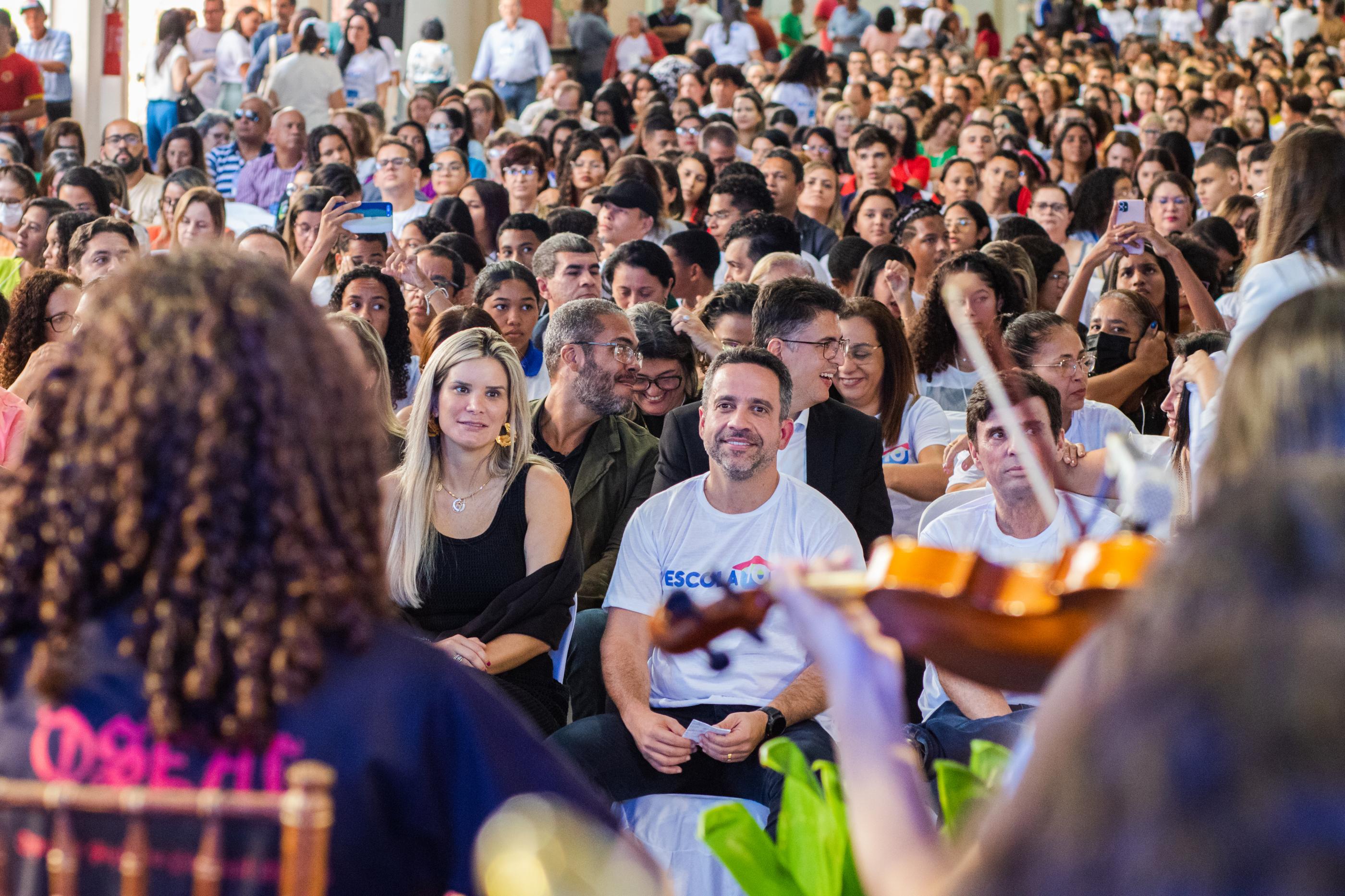 Governador anuncia novidades para a Educação e programas de incentivo