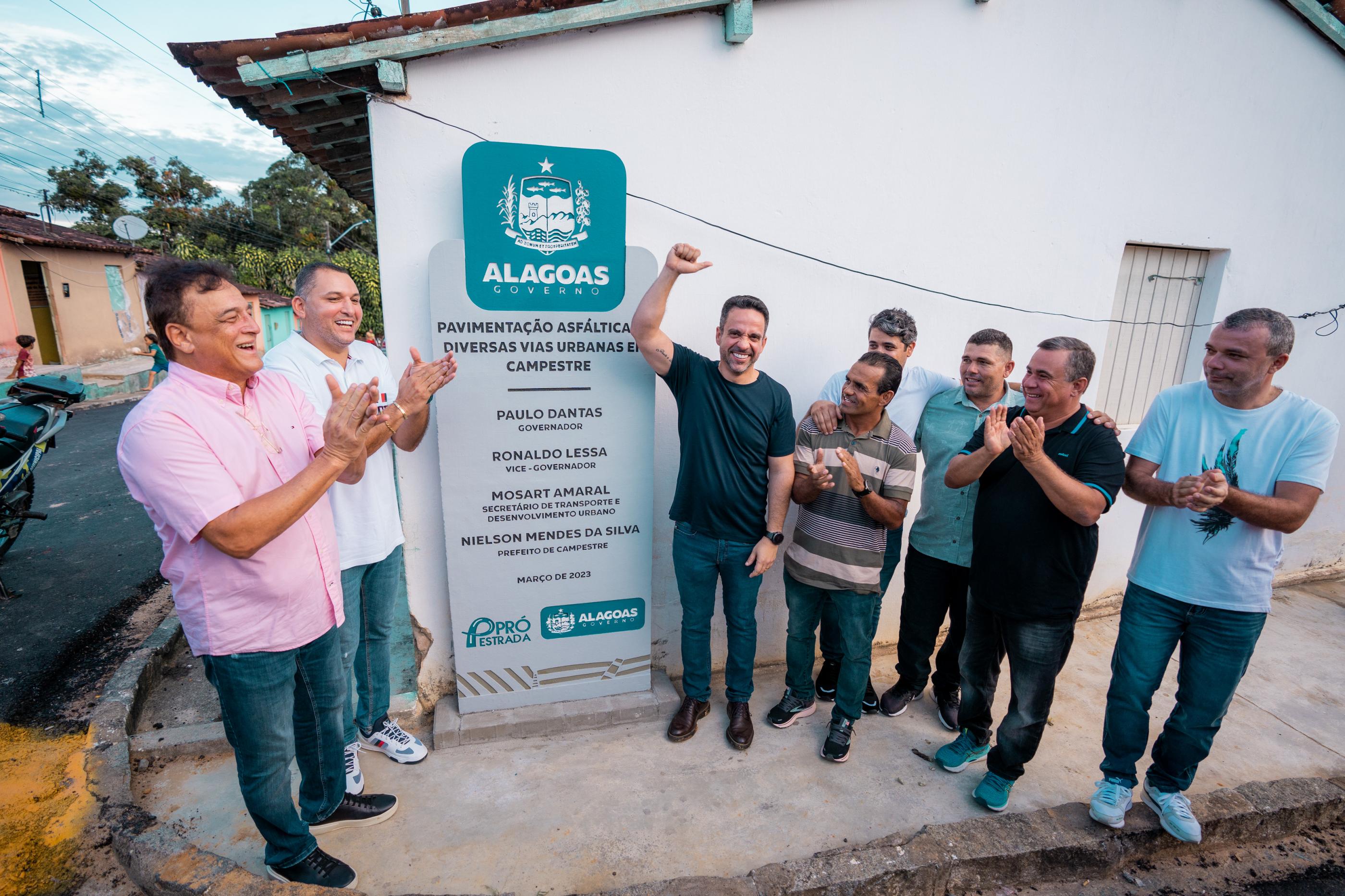 Governador inaugura obras do Pró-Estrada e Cidade Linda em Campestre