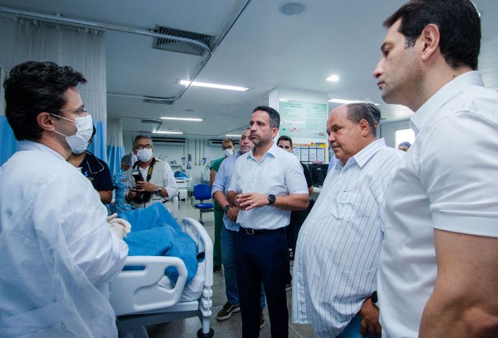 Em visita ao HGE, Paulo Dantas deixa claro que a Saúde terá “sua cara”