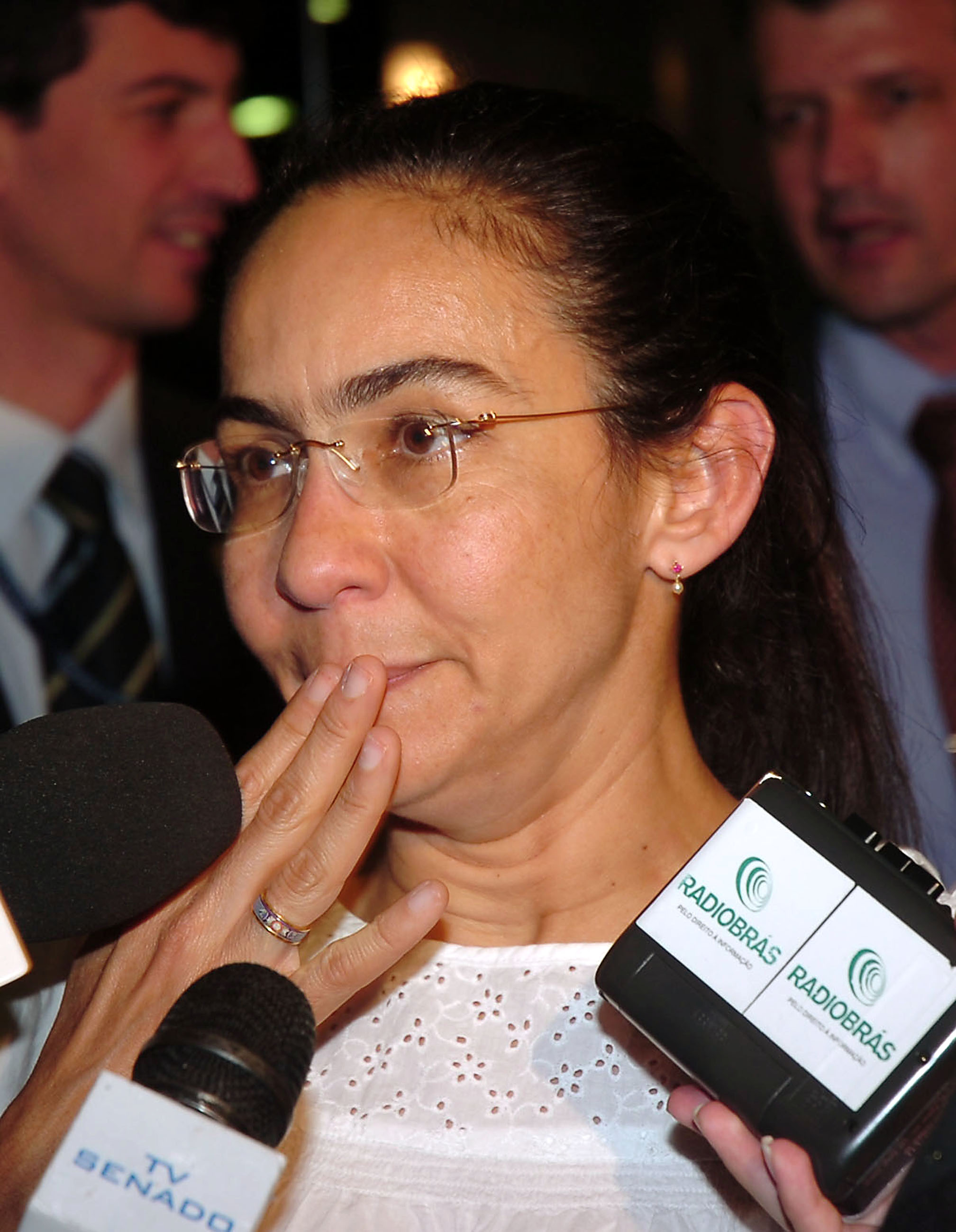 'Vou honrar meu filho trabalhando', diz Heloísa Helena após morte do filho
