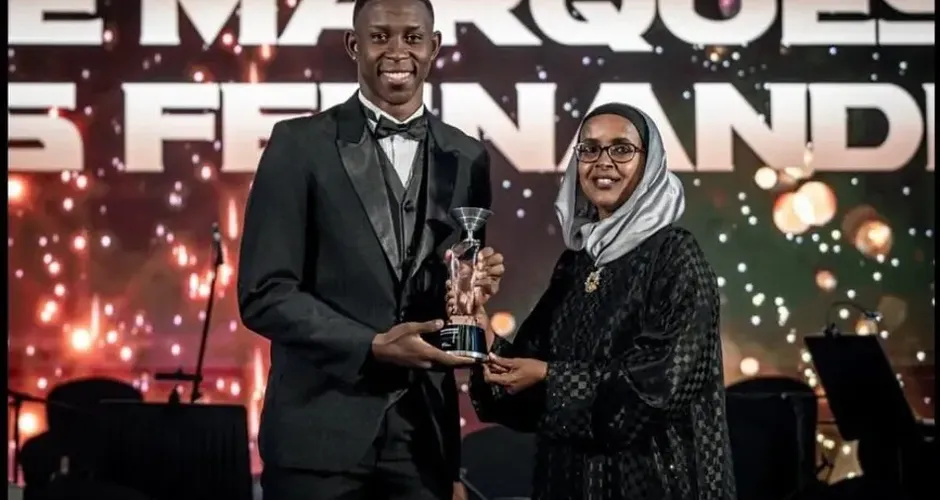 Henrique Marques faz história e é eleito melhor atleta de taekwondo do mundo