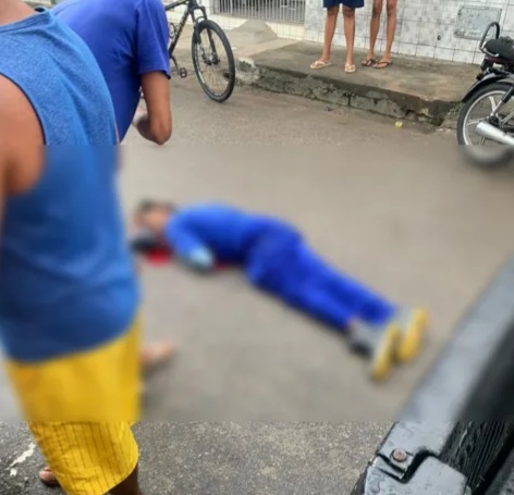 Homem é morto a tiros ao sair de casa para trabalhar no Vergel do Lago