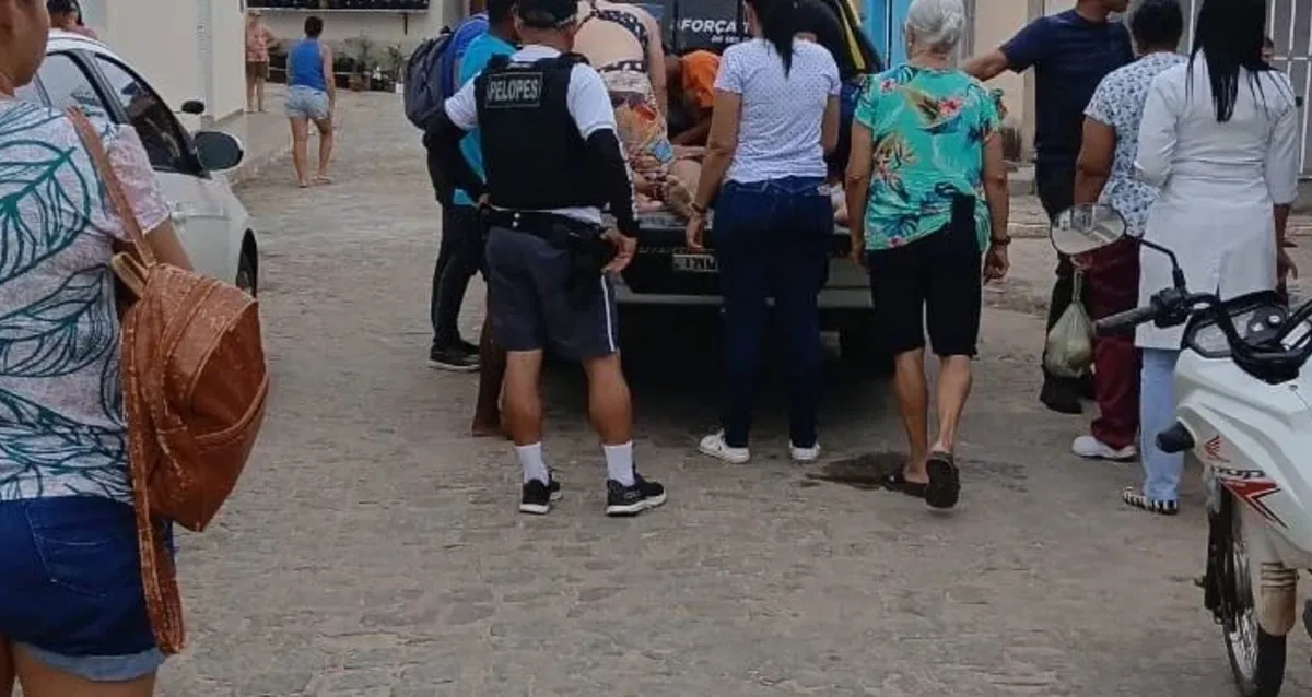 Homem morre após se afogar em região de risco no Pontal do Peba