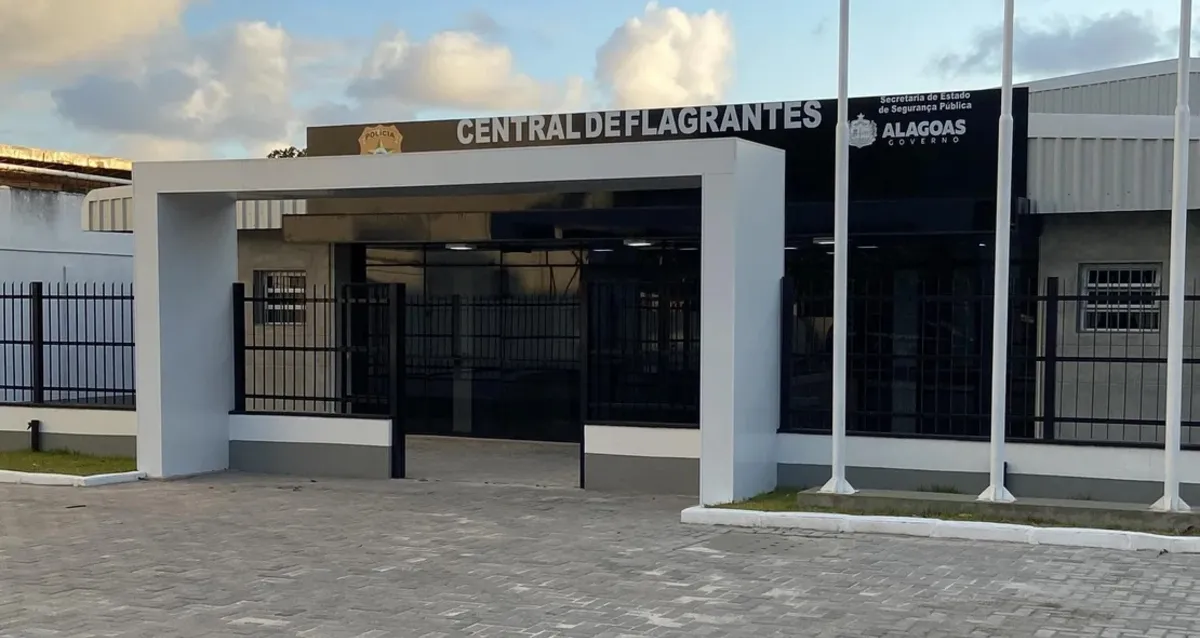 Homem é preso após ameaçar a própria mãe por dinheiro em Paripueira