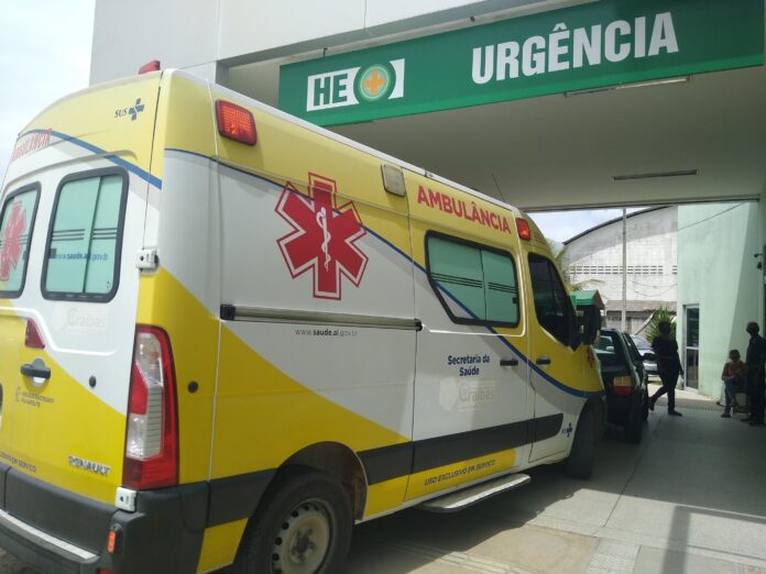 Homem ataca companheira e filha com facão no Agreste de Alagoas