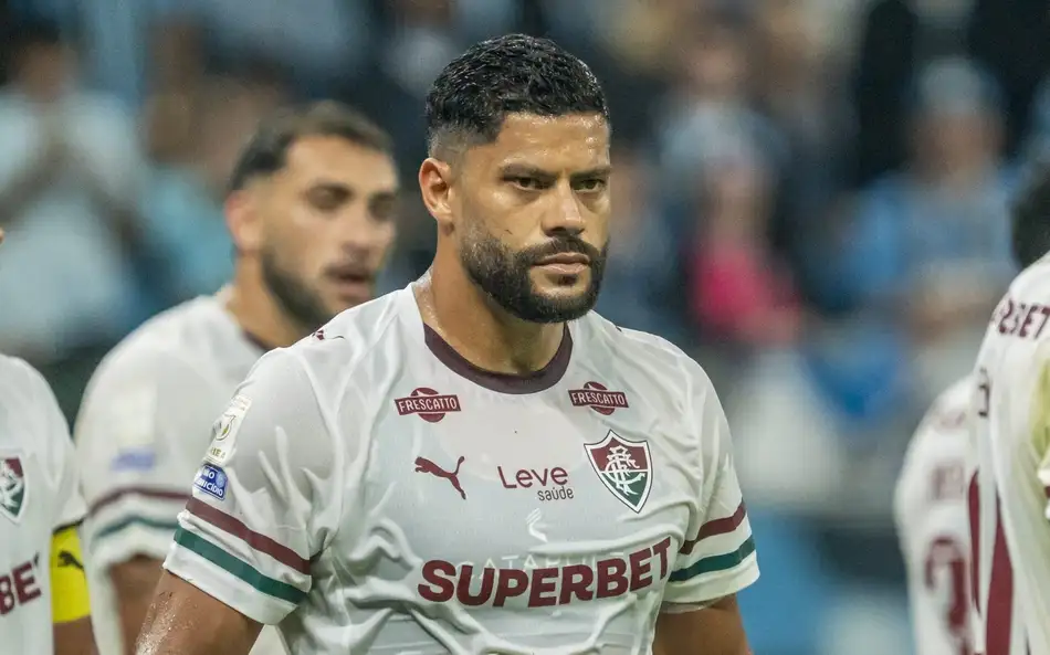 Vaiado, Hulk desabafa após má atuação e empate do Fluminense na Libertadores