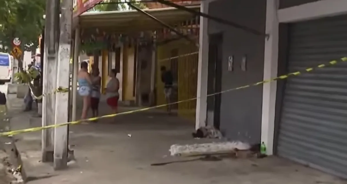 Idoso é preso suspeito de tentar matar morador de rua a pedradas no Prado