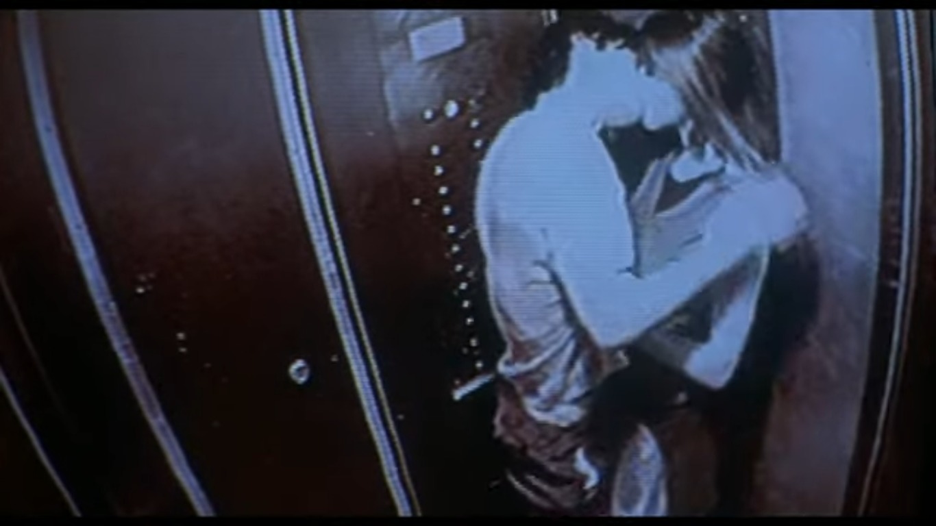 Casal é flagrado fazendo sexo dentro de elevador em prédio do Farol, em Maceió