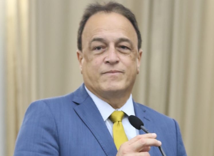 Galba Novaes pai avalia mudança partidária para disputar vaga na ALE