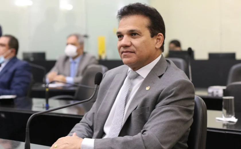 Ricardo Nezinho desponta como favorito para presidir ALE em 2027