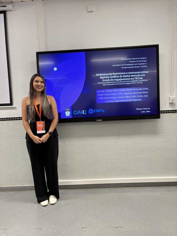 Doutoranda da Ufal apresenta trabalho sobre feminismo digital na Espanha