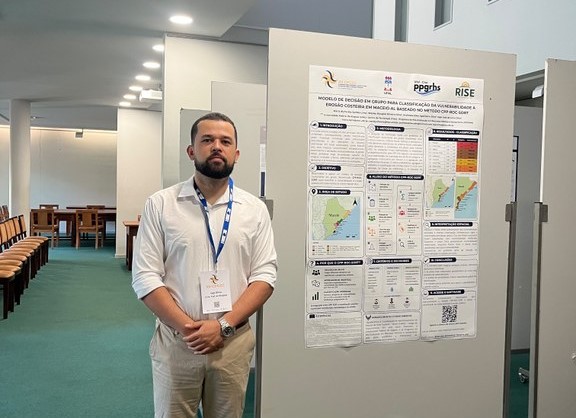 Doutorando da Ufal apresenta trabalho sobre erosão em congresso em Portugal