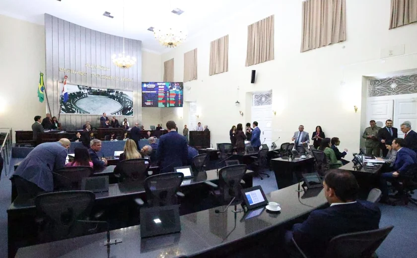 Projeto exige antecedentes para profissionais que atuam com crianças