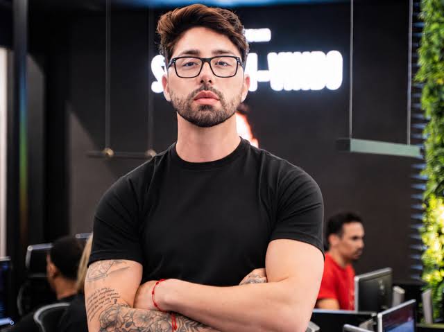 Rico Melquiades desiste de mudança para Portugal e explica decisão