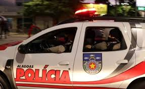 Mulher é sequestrada e obrigada a sacar dinheiro em caixa no Forene