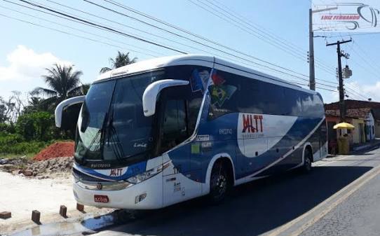 Estudantes denunciam crise no transporte universitário em Marechal