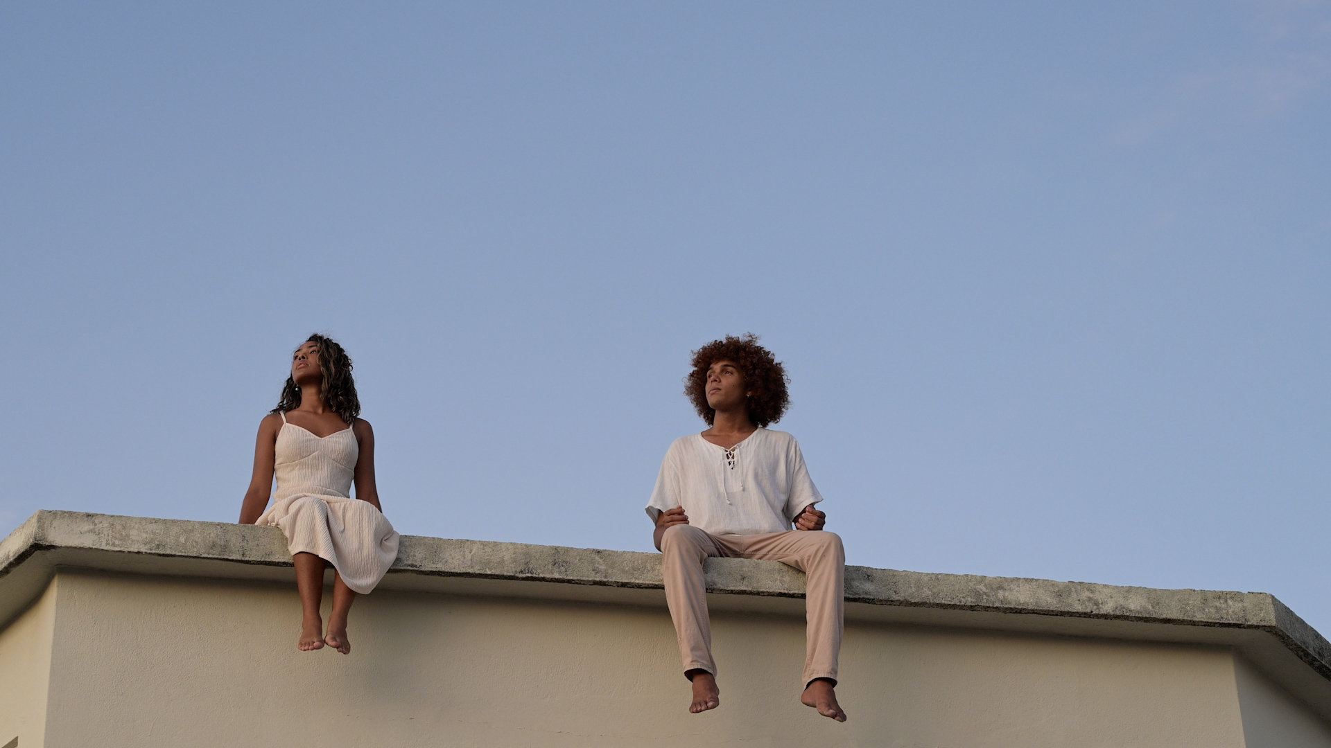 Nova canção de Caio Rocha traz uma carta aberta sobre os significados que o silêncio pode transmitir