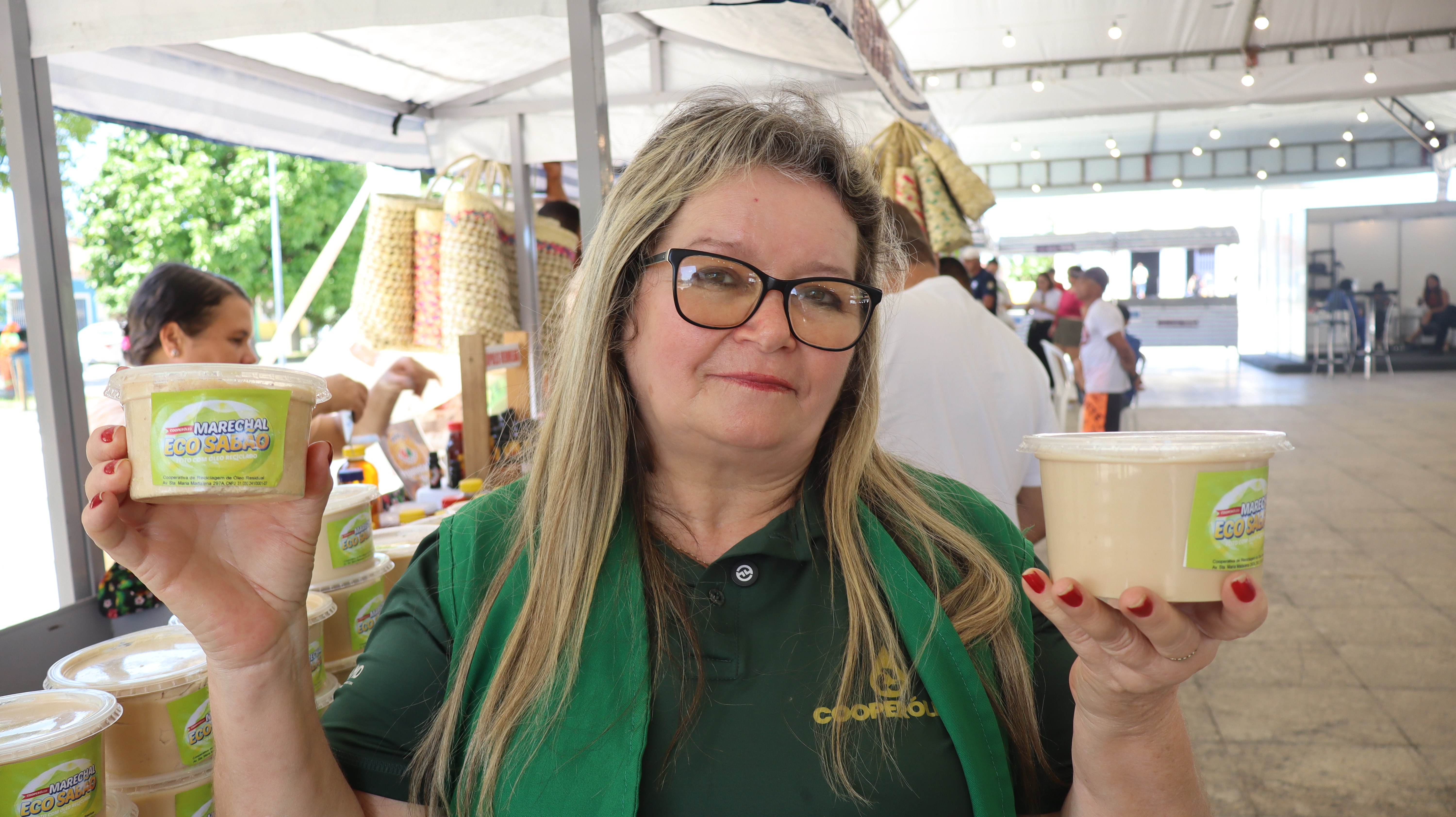 Com sabão ecológico, CooperÓleo vira exemplo de reciclagem e renda em Marechal Deodoro