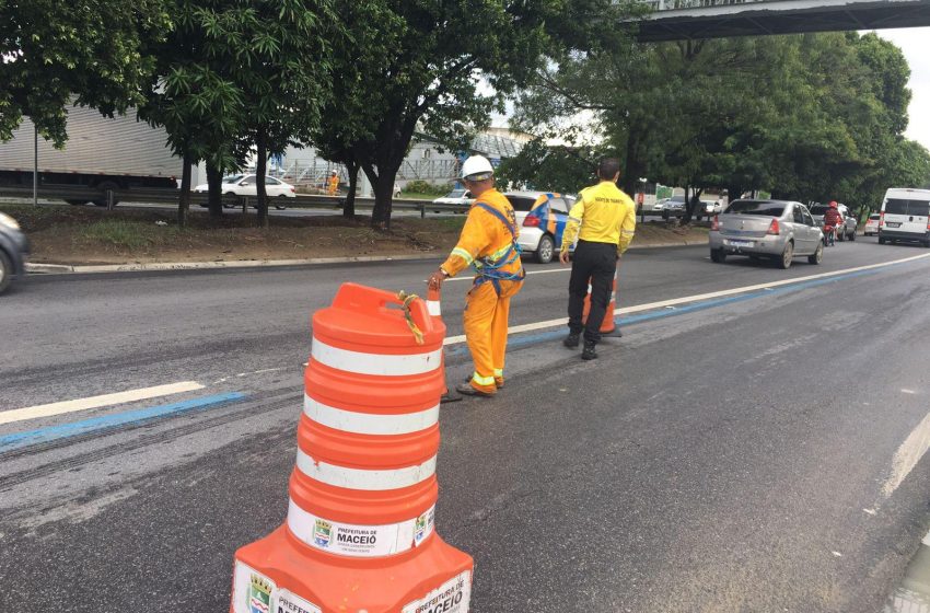 Trecho da Avenida Durval de Góes Monteiro será parcialmente interditado até este sábado (30)