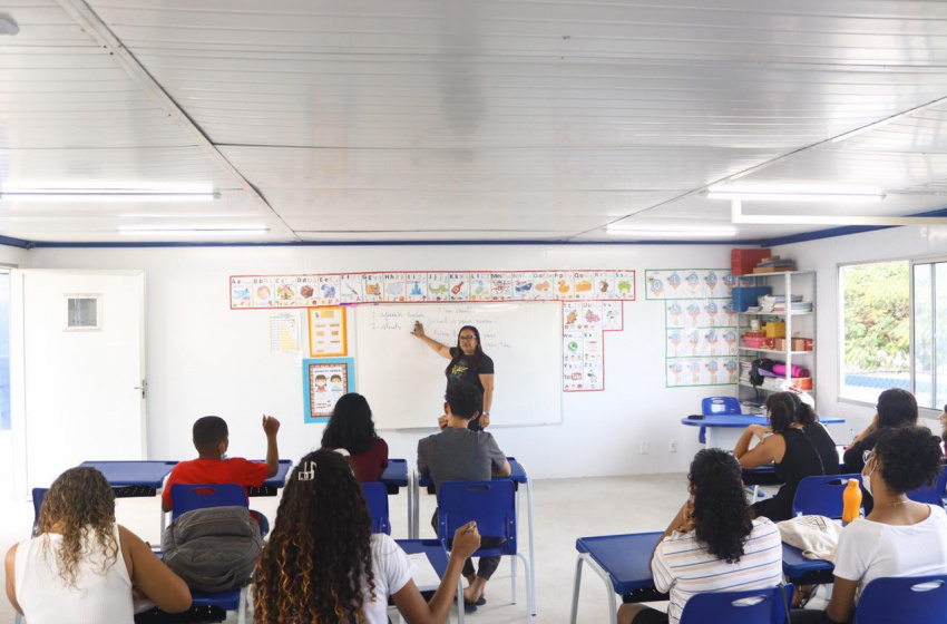Núcleo de Línguas Estrangeiras abre mais uma turma no polo Benedito Bentes
