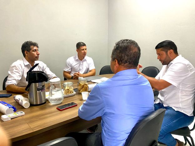 Grupo do “voto livre” em Maceió desperta interesse de ex-deputado