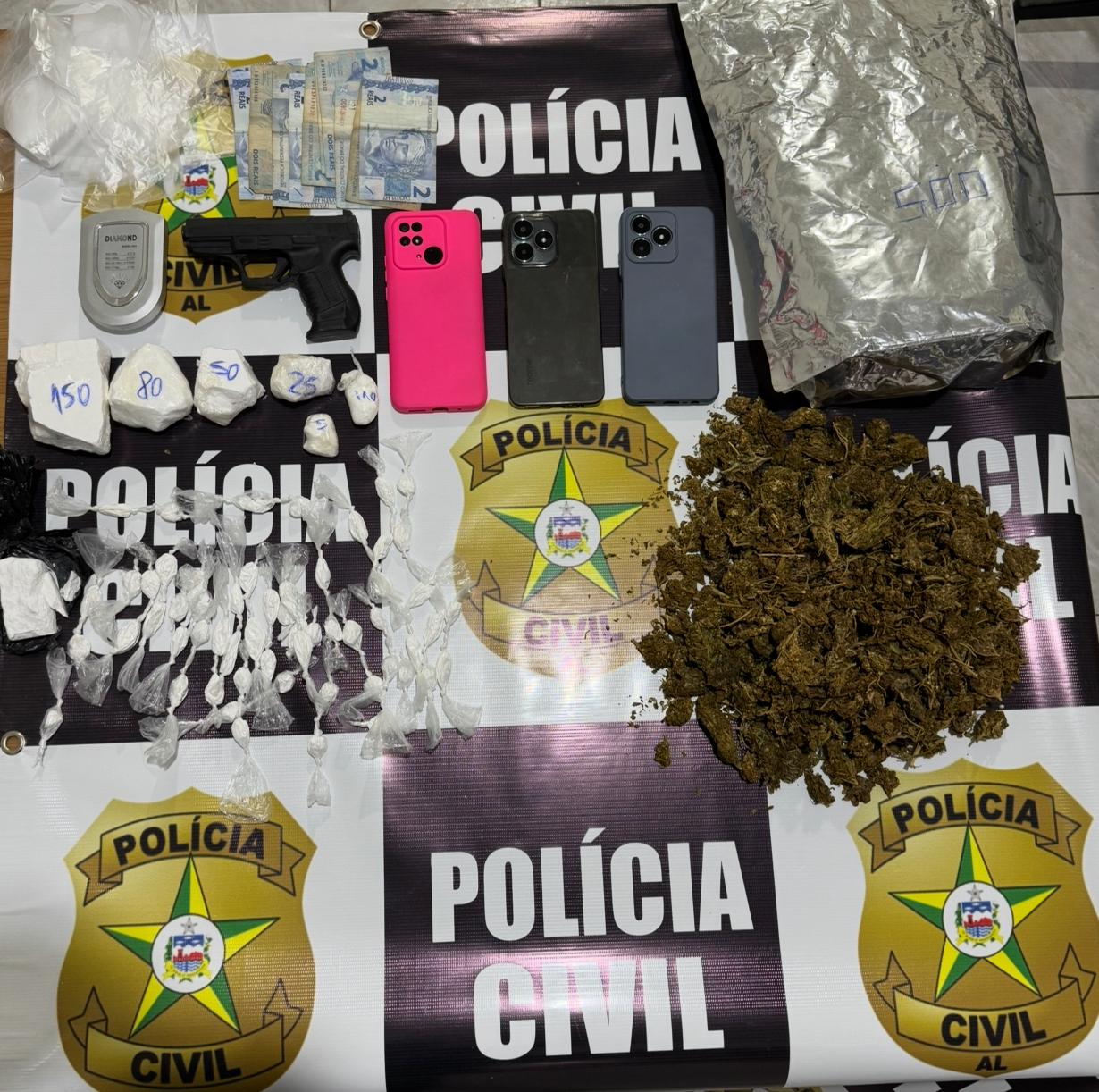 Irmãos são presos com drogas em casa no interior de Alagoas