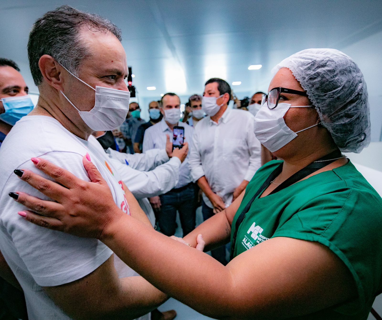 Renan Filho parabeniza enfermeiros e sinaliza novo ciclo de investimentos na saúde