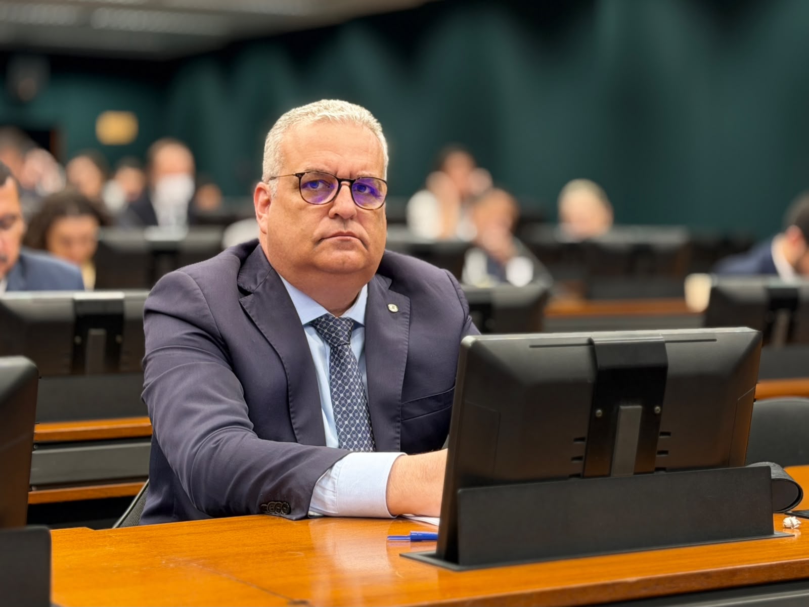 Alfredo Gaspar celebra avanço de PEC que limita IPVA a 1% no país