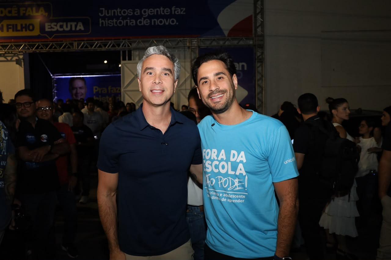 André Castro participa de debate e apresenta resultados da educação