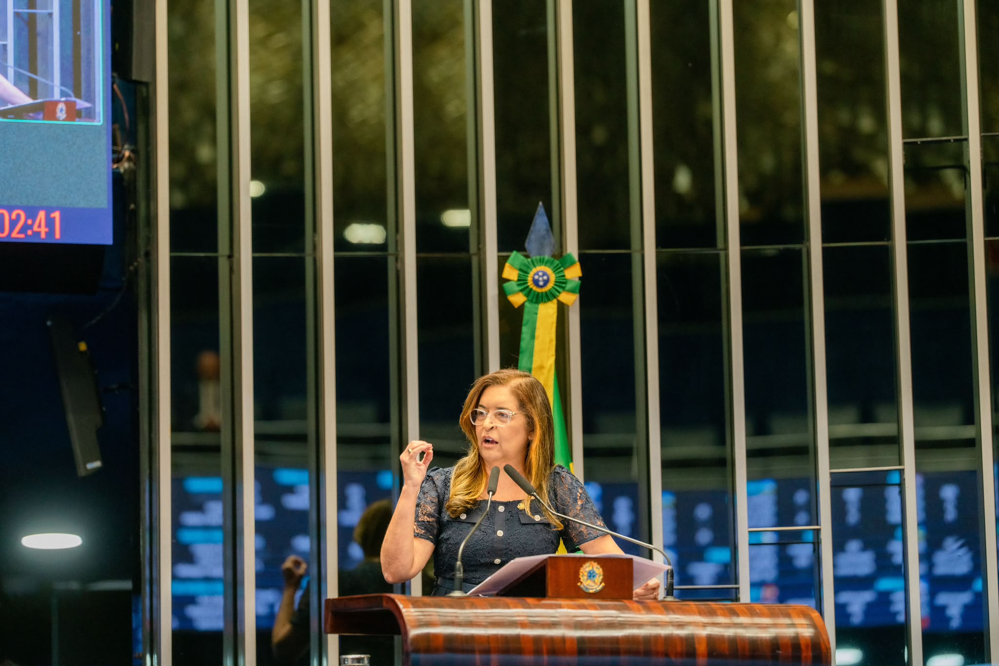 Senadora cobra saída de secretário após novas denúncias na Saúde