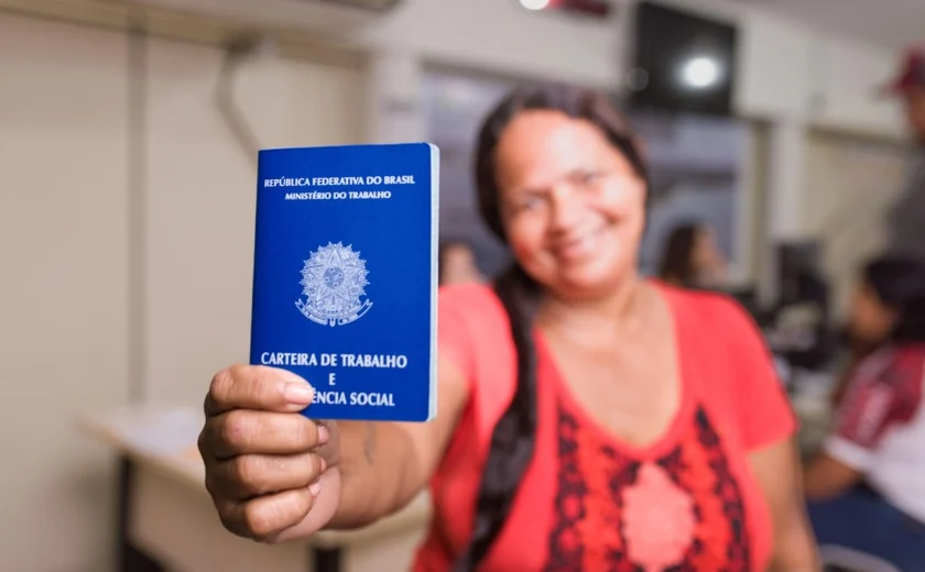 Sine Maceió oferece serviços gratuitos além das vagas de trabalho