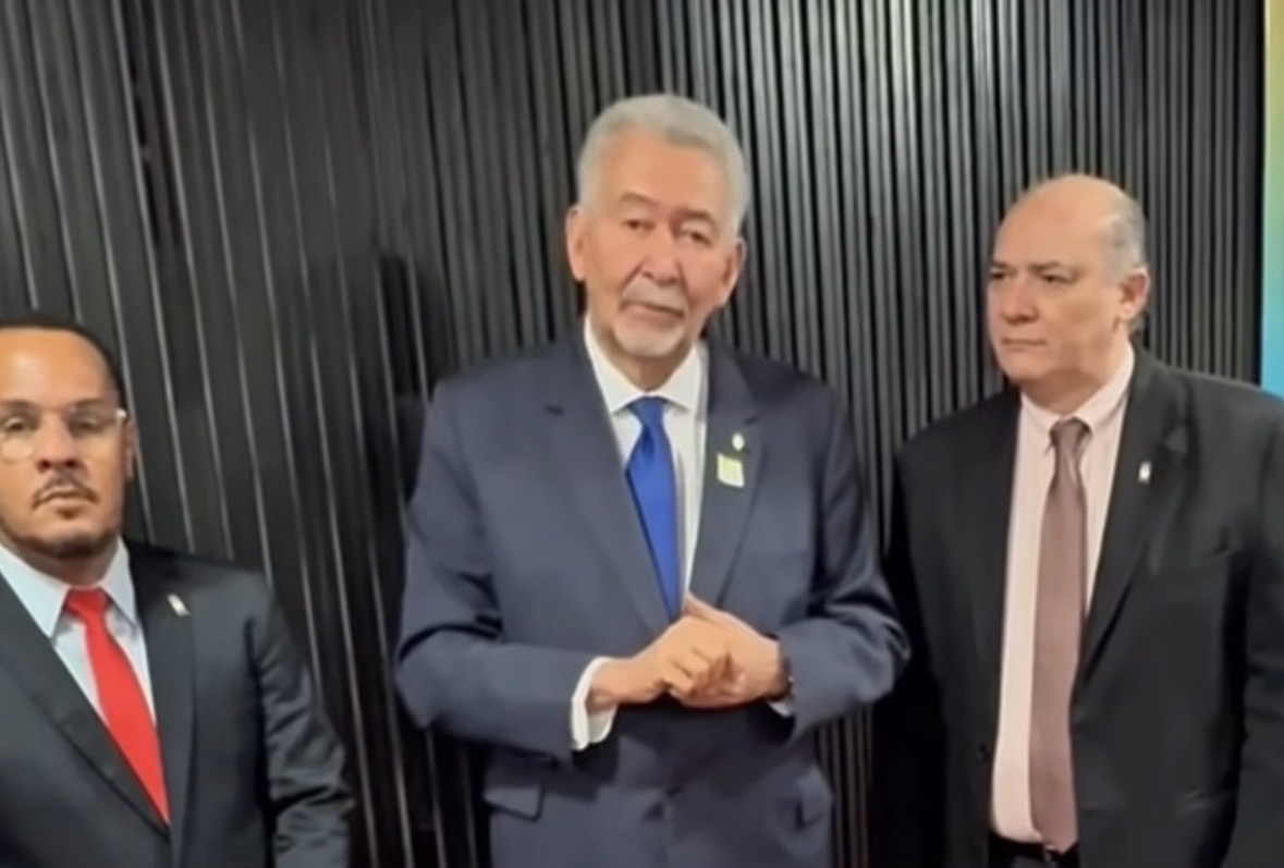 Paulão comemora votação no TSE, mas retorno à Câmara ainda depende de decisão