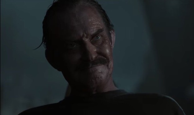 “Lanternas” ganha novo trailer com retorno de Guy Gardner e presença de Sinestro