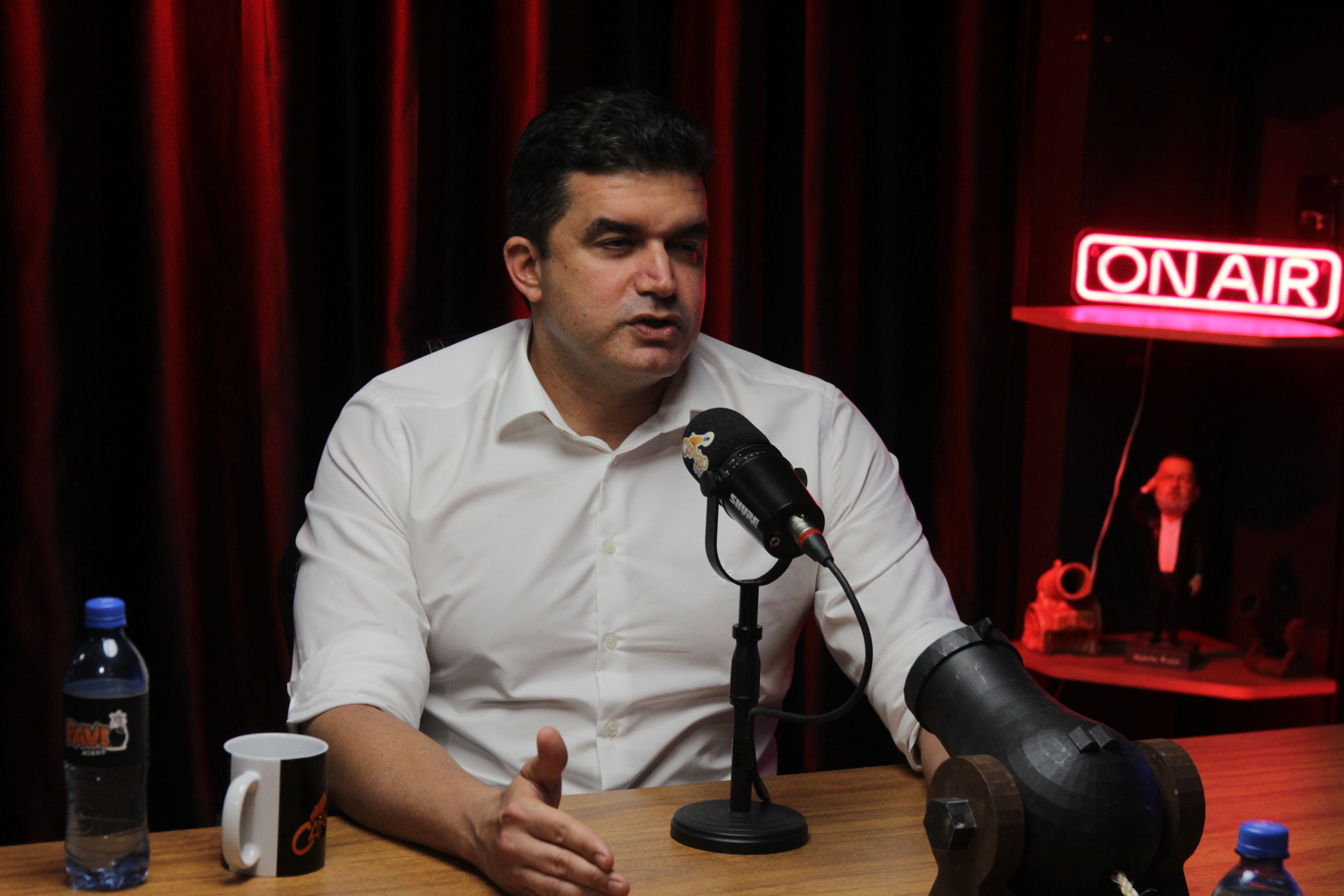 Rui Palmeira acusa JHC de ter vendido bairros de Maceió: 'Recebeu o Pix'