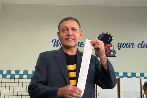 Nunes Marques vota no início do segundo turno em Brasília