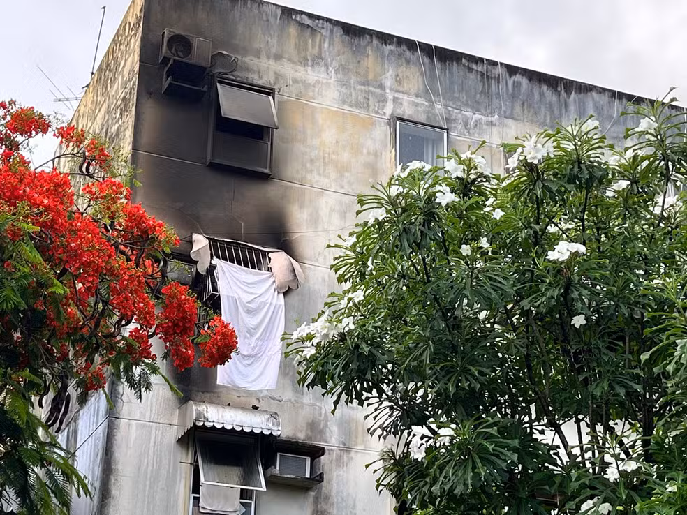 Duas crianças morrem tentando fugir de incêndio em Recife