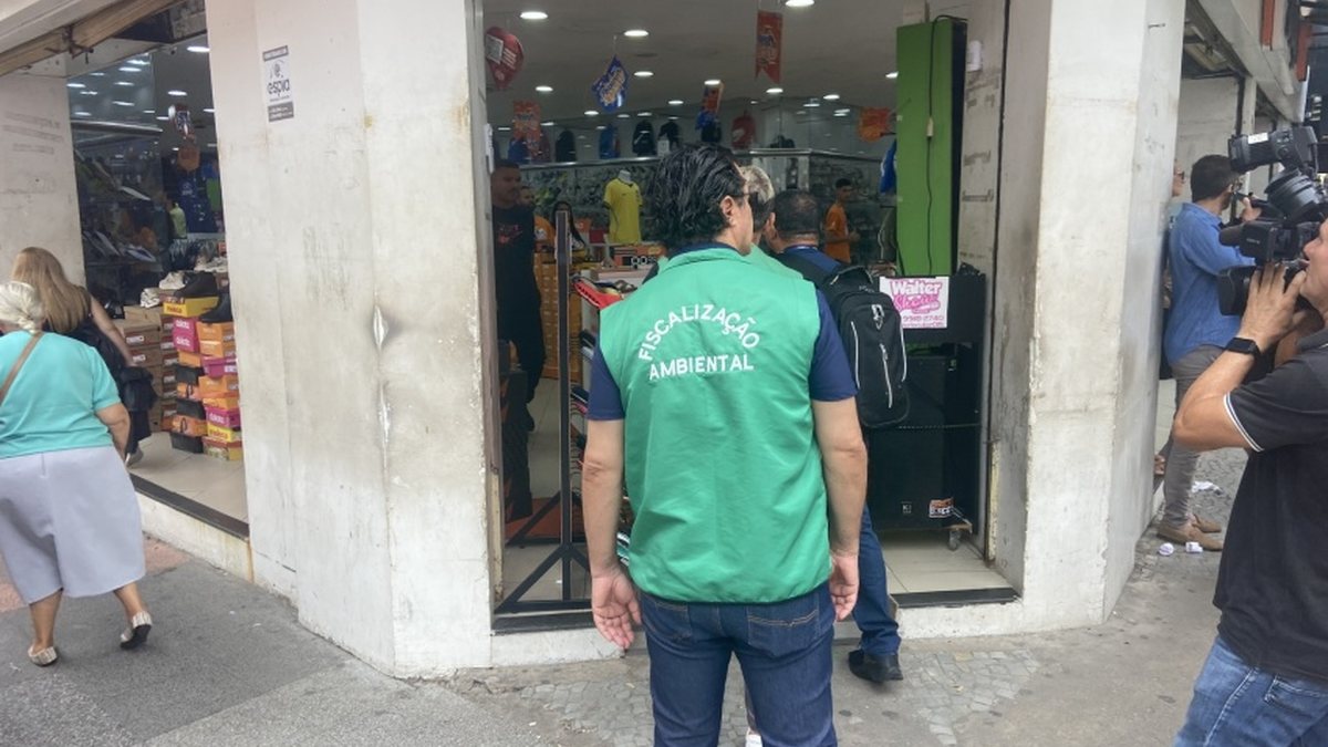 Iplam notifica comércios com caixas de som irregulares no Centro